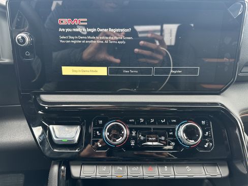 New 2026 GMC Sierra 2500 AT4 w/ AT4 Preferred Package image 29