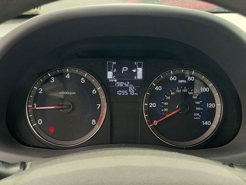 Used 2017 Hyundai Accent SE FWD image 26