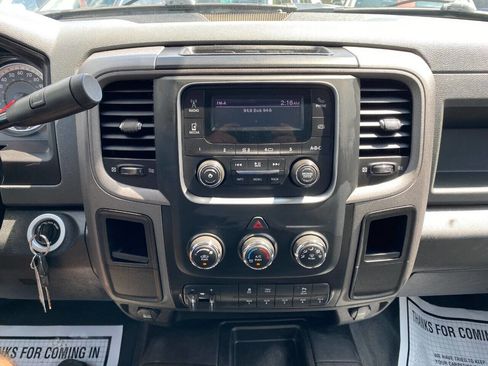 Used 2018 RAM 2500 Tradesman image 15