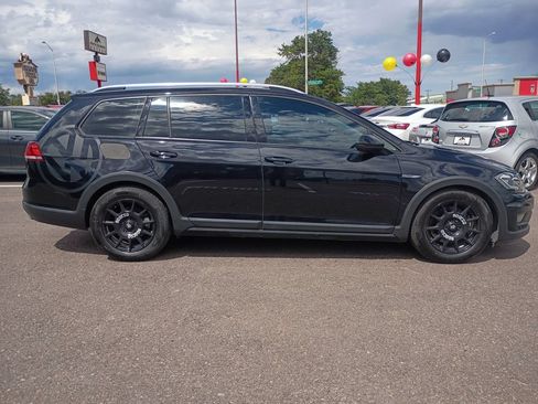 Used 2019 Volkswagen Golf Alltrack S AWD/4WD image 8