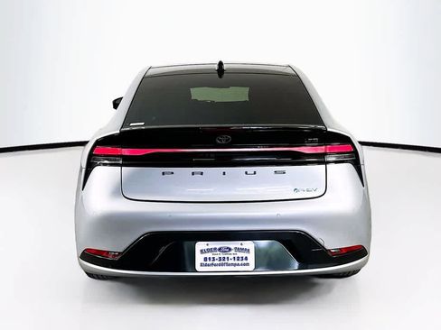 Used 2025 Toyota Prius Plug-In Hybrid w/ Limited Premium Package FWD image 5