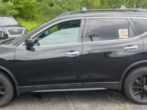 Used 2017 Nissan Rogue SV w/ Midnight Edition AWD/4WD image 2