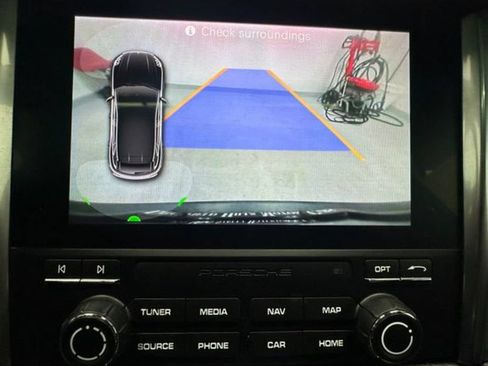 Used 2018 Porsche Macan AWD/4WD image 24