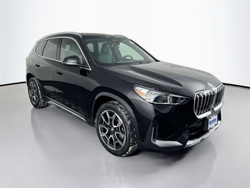 Certified 2025 BMW X1 xDrive28i w/ Premium Package image 8