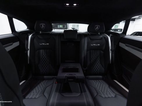 Used 2023 Lamborghini Urus S image 41