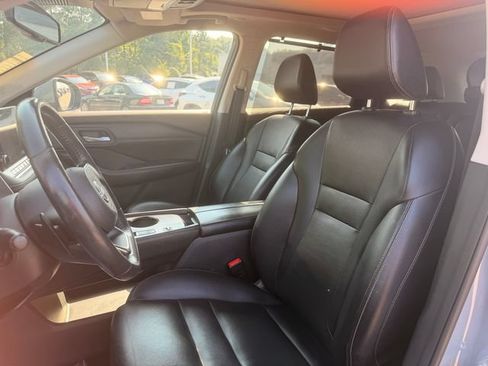 Used 2023 Nissan Rogue SL w/ SL Premium Package FWD image 11