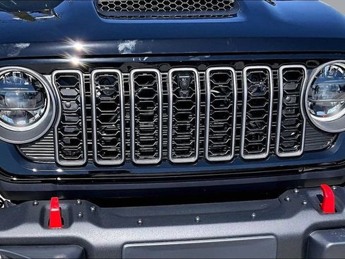 New 2026 Jeep Wrangler Unlimited Rubicon AWD/4WD image 29