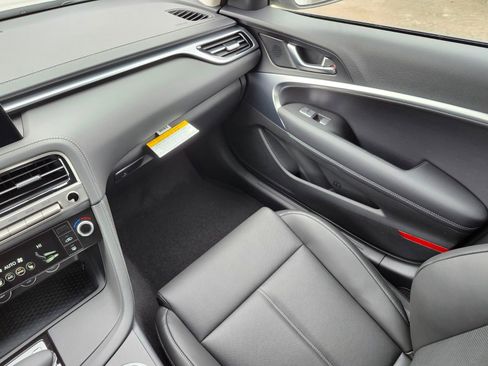 New 2026 Genesis G70 2.5T image 15