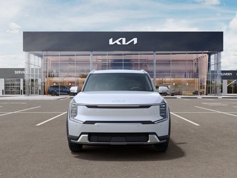 New 2026 Kia EV9 Wind AWD/4WD image 2