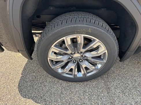 New 2026 GMC Sierra 1500 Denali w/ Denali Reserve Package image 15