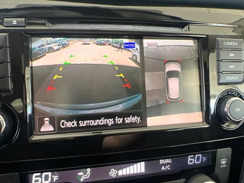 Used 2018 Nissan Rogue SV w/ Sun & Sound Touring Package AWD/4WD image 53