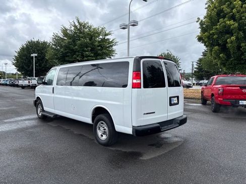 Used 2023 Chevrolet Express 3500 LS RWD image 3