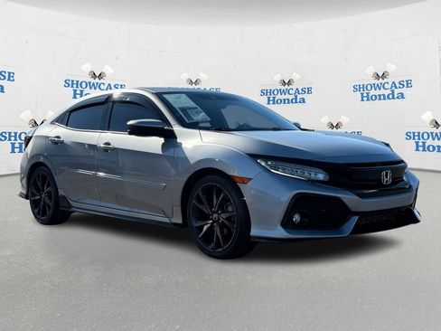 Used 2018 Honda Civic Sport Touring image 10