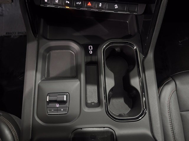 Used 2025 GMC Sierra 2500 AT4 AWD/4WD image 31