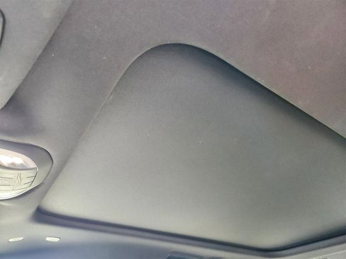 Used 2020 Chrysler Pacifica Limited image 33