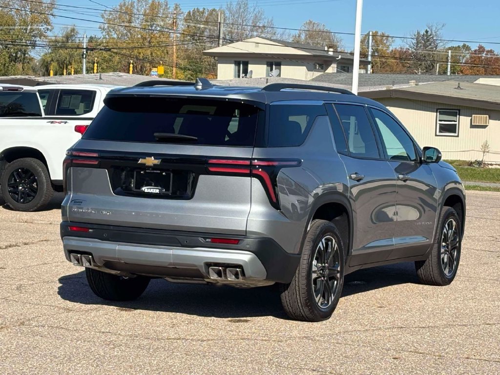 New 2027 Chevrolet Traverse LT w/ Driver Confidence Package AWD/4WD image 31