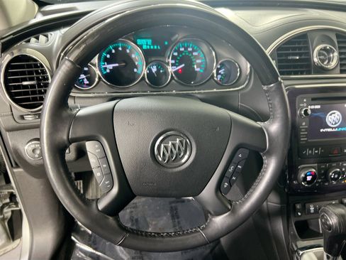 Used 2017 Buick Enclave Premium image 11