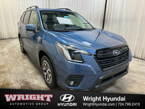 Used 2024 Subaru Forester Premium image 1