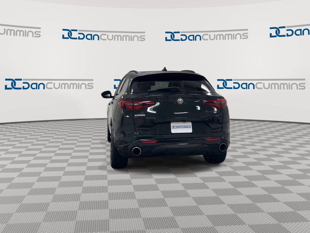 Used 2021 Alfa Romeo Stelvio Ti w/ Nero Edizione AWD/4WD image 7