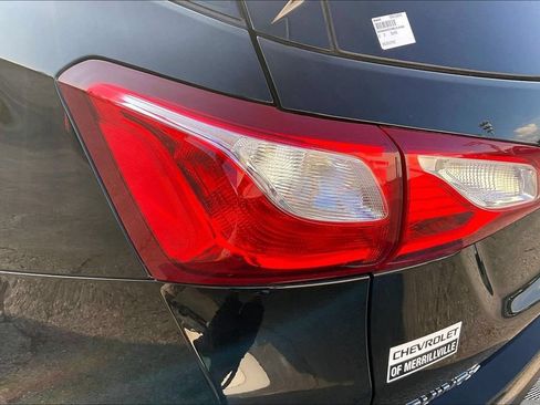 Used 2021 Chevrolet Equinox LT FWD image 26