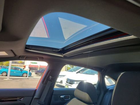 Used 2025 Honda Civic Sport image 32