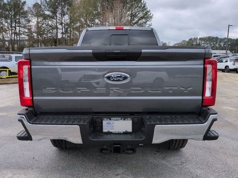 New 2026 Ford F250 XLT w/ FX4 Off-Road Package image 5