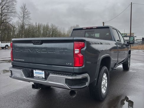 Used 2020 Chevrolet Silverado 3500 LTZ w/ LTZ Convenience Package image 26