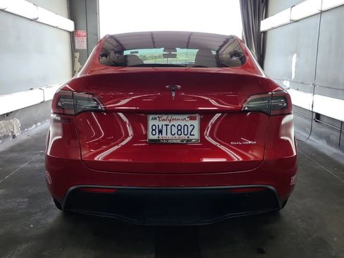 Used 2021 Tesla Model Y Long Range AWD/4WD image 4