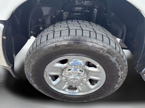 Used 2021 RAM 2500 Big Horn image 23