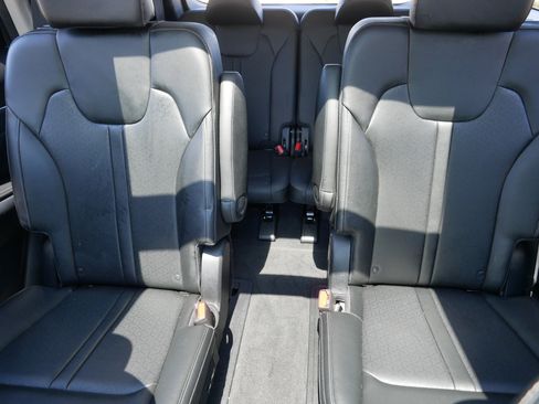 Certified 2023 Kia Sorento SX AWD/4WD image 13