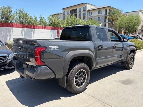 Used 2025 Toyota Tacoma TRD Off-Road w/ TRD Off Road Premium Package AWD/4WD image 2