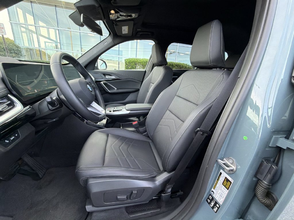 Used 2024 BMW X1 xDrive28i w/ Technology Package AWD/4WD image 19