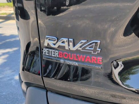 Used 2025 Toyota RAV4 LE FWD image 34