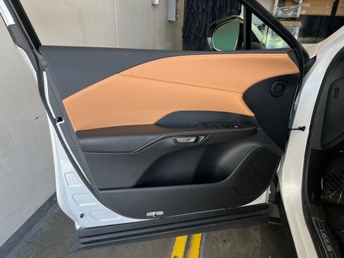 Certified 2025 Lexus RX 350 FWD w/ Technology Package image 32