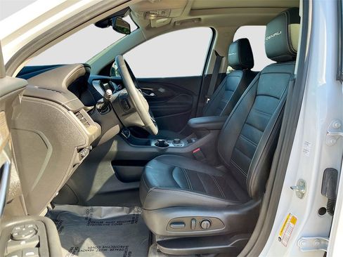 Used 2024 GMC Terrain Denali w/ Denali Premium Package image 20
