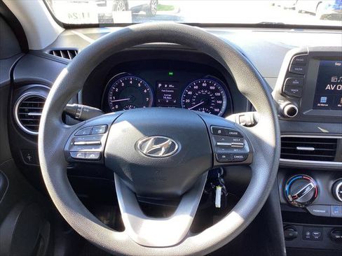 Used 2019 Hyundai Kona SE FWD image 24