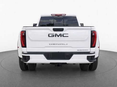 Used 2026 GMC Sierra 3500 Denali Ultimate w/ LPO, Black Badging Package AWD/4WD image 9