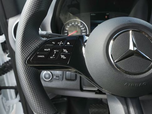 Used 2025 Mercedes-Benz Sprinter 2500 image 17