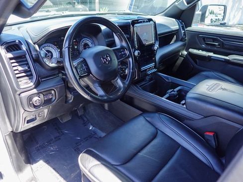 Used 2022 RAM 1500 Limited w/ Body Color Bumper Group AWD/4WD image 13