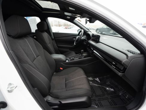 Used 2023 Honda Accord Sport image 26