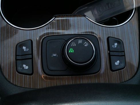 Used 2023 GMC Acadia SLE w/ Driver Convenience Package AWD/4WD image 30