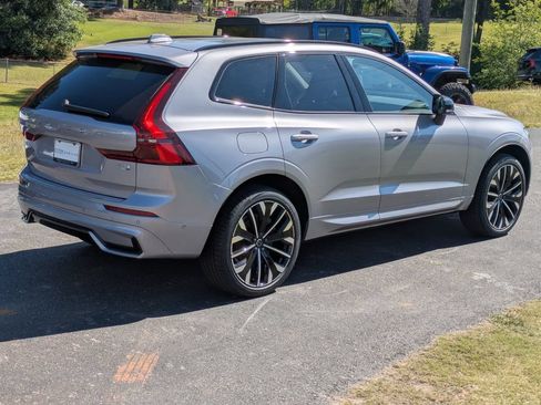 Used 2026 Volvo XC90 B6 Plus w/ Protection Package Premier AWD/4WD image 6