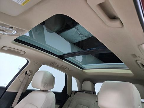 Used 2018 Audi Q5 2.0T Premium Plus w/ Premium Plus Package image 9