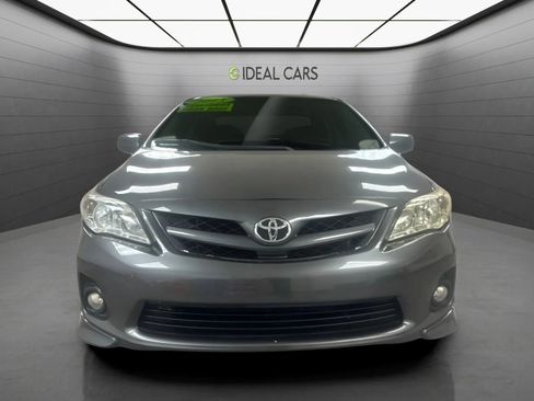 Used 2013 Toyota Corolla S w/ Premium Pkg FWD image 2