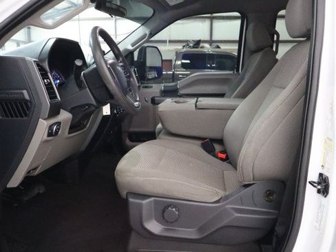 Used 2022 Ford F250 XLT AWD/4WD image 6