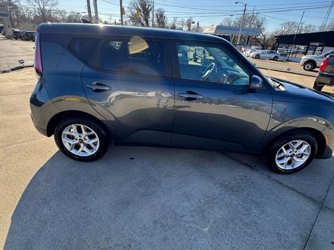 Used 2024 Kia Soul LX w/ Option Group 015 image 41