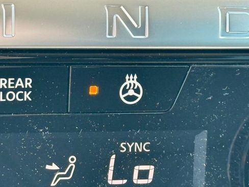New 2026 Nissan Pathfinder Platinum AWD/4WD image 36