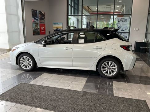 New 2026 Toyota Corolla SE FWD image 4