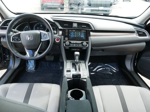Used 2019 Honda Civic EX image 21