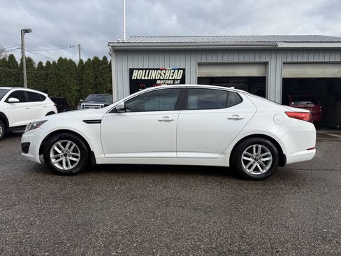 Used 2011 Kia Optima LX w/ Convenience Pkg image 5